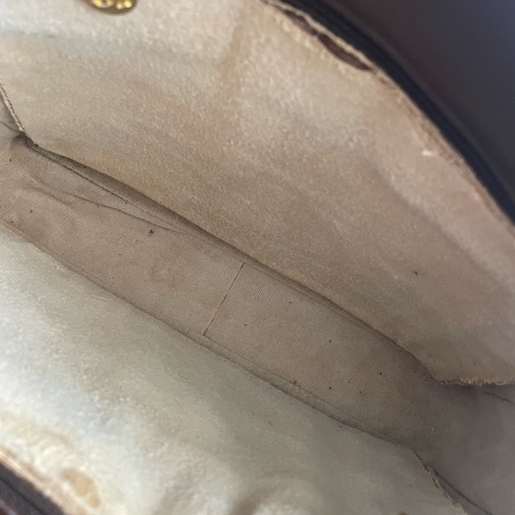 Vintage Chanel Shoulder Bag - Picture 5 of 13